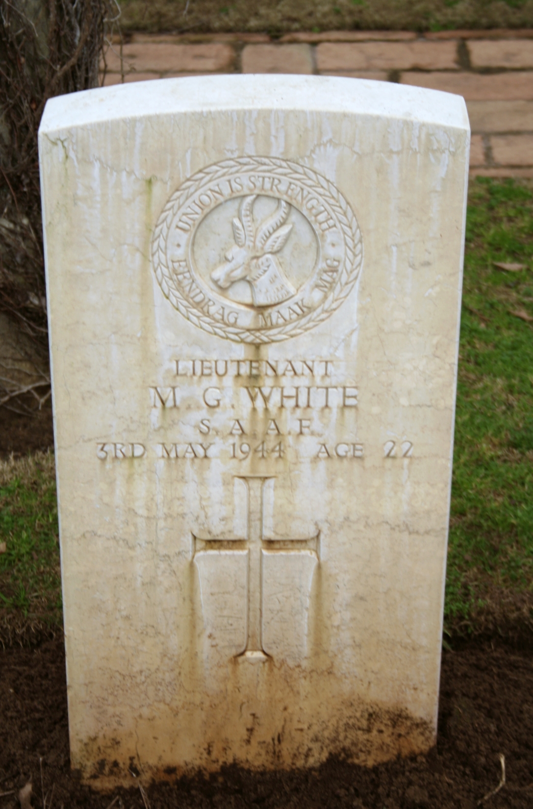 Photo from /search/photos/Italy/BEACH HEAD WAR CEMETERY, ANZIO/White_MG.jpg